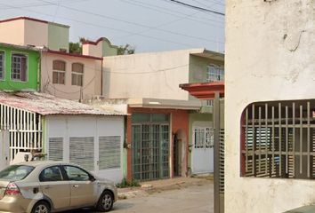 Casa en  Palma Blanca, Paseo De Las Palmas, 96559 Coatzacoalcos, Ver., México