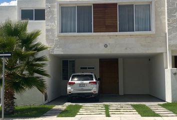 Casa en condominio en  Vista Oriente, Avenida San Antonio, Rancho Santa Monica, Aguascalientes, México