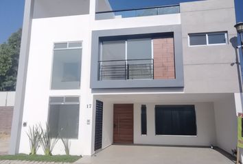 Casa en  Boulevard De Los Reyes, San Bernardino Tlaxcalancingo, Puebla, México