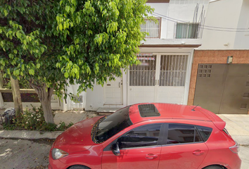 Casa en  Av. Perla 303, San Fernando, 29049 Tuxtla Gutiérrez, Chis., México