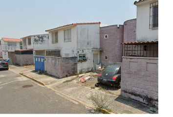 Casa en fraccionamiento en  Ciprés 325, Fraccionamiento Geovillas Los Pinos, Veracruz De Ignacio De La Llave, México