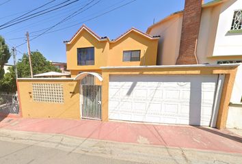 Casa en  El Lago, Tijuana