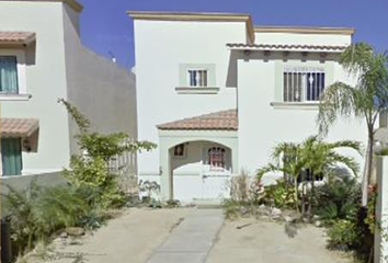 Casa en fraccionamiento en  Parque Colinas Plus, Colina Los Frutos, Luis Donaldo Colosio, San José Del Cabo, Baja California Sur, México