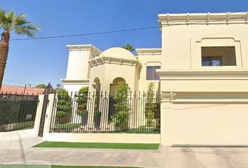 Casa en  Avenida Sebastián Lerdo De Tejada, Nueva, Mexicali, Baja California, México