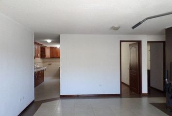 Departamento en  Conocoto, Quito