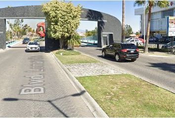 Casa en condominio en  Periférico Ecológico, San Bernardino Tlaxcalancingo, Puebla, México