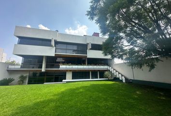 Casa en  Circuito Novelistas 19, Mz 048, Ciudad Satélite, Naucalpan De Juárez, Estado De México, México