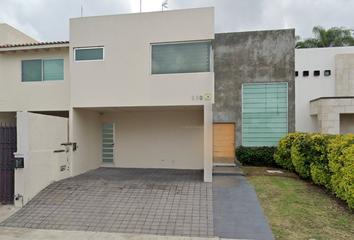 Casa en  Fraccionamiento Cumbres Del Lago, Municipio De Querétaro