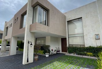 Casa en fraccionamiento en  Valle De Lueña, San Andrés Ocotlán, Residencial Valle De Las Fuentes, Calimaya, México, 52226, Mex