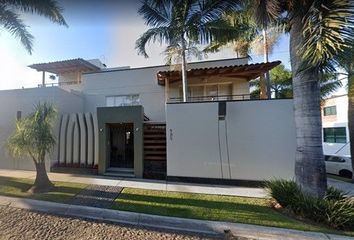 Casa en  Av La Paz, Santa Bárbara, Colima, México