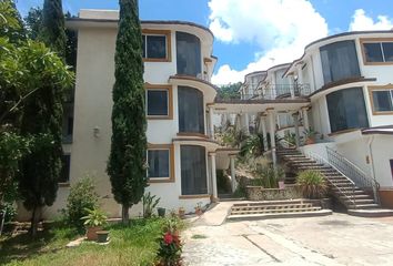 Edificio en  Carr. Cristobal Colón 11, Agencia Municipal De Pueblo Nuevo, 68274 Oaxaca De Juárez, Oax., México