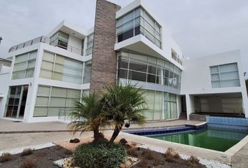 Casa en  Nayón, Quito