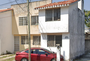 Casa en  Emma Huidobro, Rica Ii, Veracruz, México