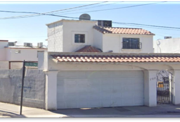 Casa en  Avenida Bosque Real, Hacienda Del Bosque, Mexicali, Baja California, México