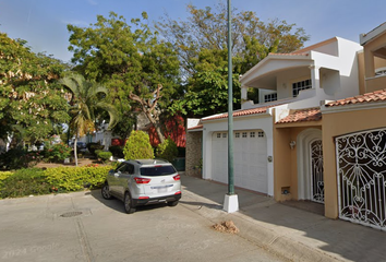 Casa en  C. Tabachín 332, Alameda, Mazatlán, Sinaloa, México