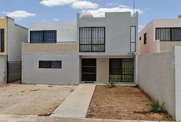 Casa en  Calle 135 1250, Fraccionamiento Diamante Paseos De Opichén, Mérida, Yucatán, México