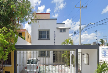 Casa en  Seybaplaya 101, Sm 98, Akimpech, Cancún, Quintana Roo, México