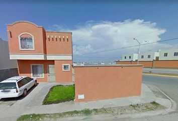 Casa en  Calle Geranios 225, Saltillo 2000, Saltillo, Coahuila De Zaragoza, México