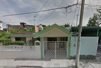 Casa en  Libertad, Tamaulipas, Poza Rica De Hidalgo, Veracruz, México