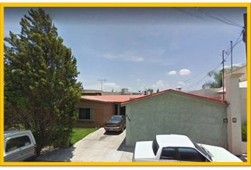 Casa en  Doctor Juan Talamás, Los Doctores 2da Ampliación, Saltillo, Coahuila De Zaragoza, México