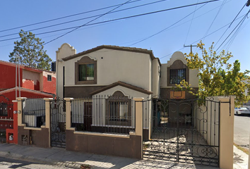 Casa en  Pino, El Baluarte, Saltillo, Coahuila De Zaragoza, México