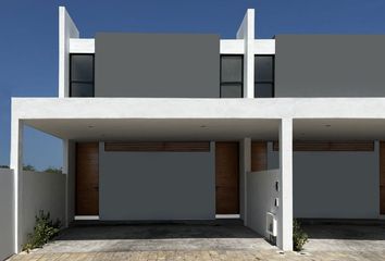 Casa en  Xcanatun Townhouses, Mérida, Yucatán, México