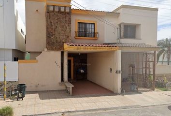 Casa en  Portal De Cumbres, Monterrey