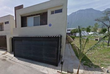 Casa en  Paseo De Cumbres, Monterrey