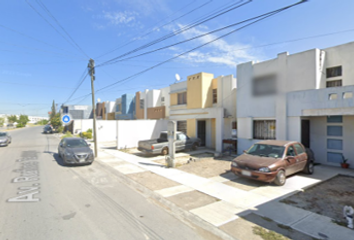 Casa en  Av. Rufino Tamayo, Quinta Colonial Apodaca I, 66610 Ex-hacienda Santa Rosa, N.l., México