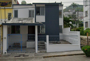 Casa en  C De La Rosa, El Vergel, Poza Rica De Hidalgo, Veracruz, México