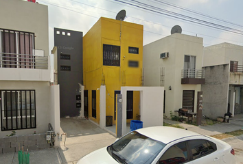 Casa en  Londres, Renaceres Residencial, Ciudad Apodaca, Nuevo León, México