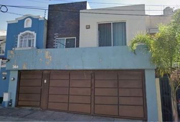 Casa en  Mabuse, Lomas Universidad, Zapopan, Jalisco, México