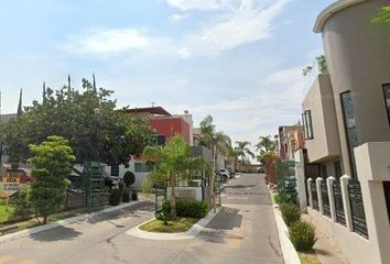 Casa en fraccionamiento en  Calle Isla Mezcala 4951, Cerro Del Tesoro, San Pedro Tlaquepaque, Jalisco, México