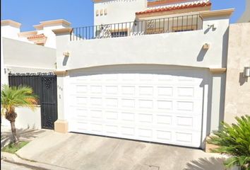 Casa en  C. Bronce 896, Viñedos, Los Mochis, Sinaloa, México