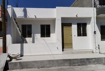 Casa en  Calle Encino 105, Bosques De Santo Domingo, San Nicolás De Los Garza, Nuevo León, México