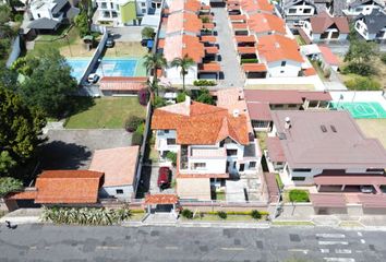 Casa en  José Calderón, Quito, Ecuador