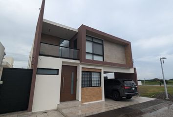 Casa en  Residencial Los Cedros Nuevo Veracruz, Veracruz, México