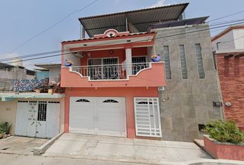 Casa en  Alejandrina, Jardines Del Pedregal, Tuxtla Gutiérrez, Chiapas, México