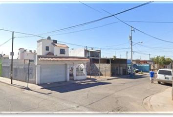 Casa en  Av. Bosque Real, Hacienda Del Bosque, Mexicali, Baja California, México