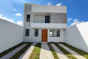 Casa en fraccionamiento en  La Trinidad, Tequisquiapan Centro