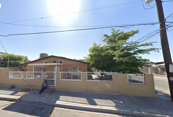 Casa en  Av. Gordiano Guzmán 1002, Independencia, Mexicali, Baja California, México