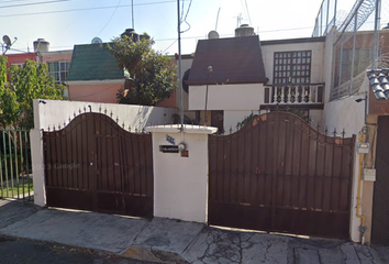 Casa en  Calle 37 Norte, Villa San Alejandro, Puebla De Zaragoza, Puebla, México