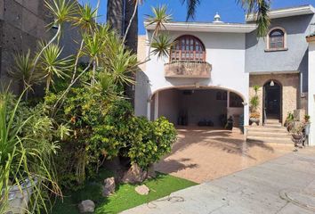 Casa en  Av. Tepeyac, Tepeyac Casino, Prados Tepeyac, Zapopan, Jalisco, México