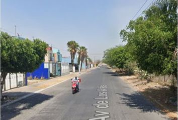 Casa en  Avenida De Los Altos, Villas De La Hacienda, Jalisco, México