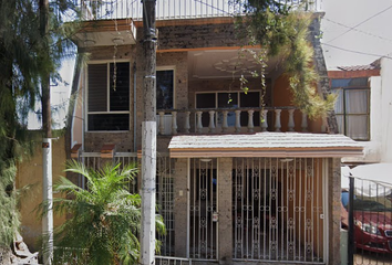 Casa en  C. De Los Rieles, Ferrocarril, Guadalajara, Jalisco, México