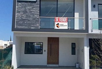 Casa en condominio en  Altavista Pte. 303, Zapopan, Jalisco, México