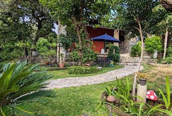 Casa en  Pueblo Santiago Tepetlapa, Tepoztlán