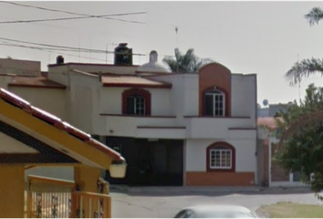 Casa en  Calle Avenida Del Paraíso, Jardines Del Valle, Leon, Guanajuato, México