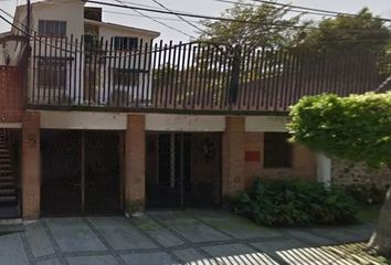 Casa en  Paseo De Los Burgos 8, Burgos Cuernavaca, Tres De Mayo, Morelos, México