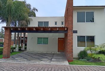 Casa en condominio en  San Jerónimo Chicahualco, Metepec